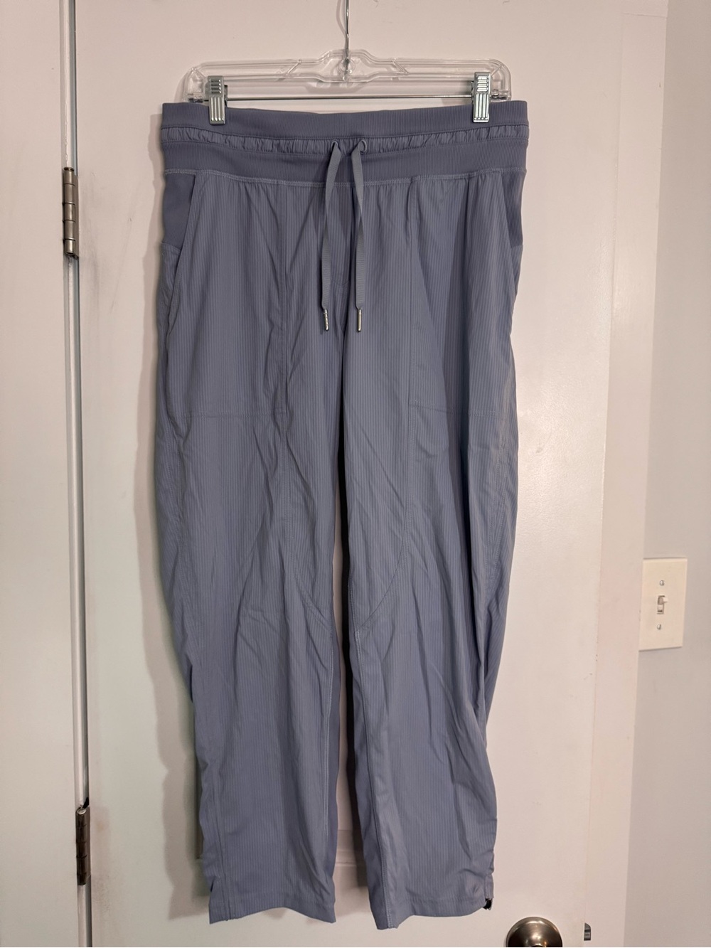 lululemon athletica Dance Studio Mid Rise Crop Pant Size 8
